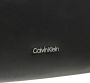 Calvin Klein Totes Elevated Soft Shoulder Bag Sm in zwart - Thumbnail 6